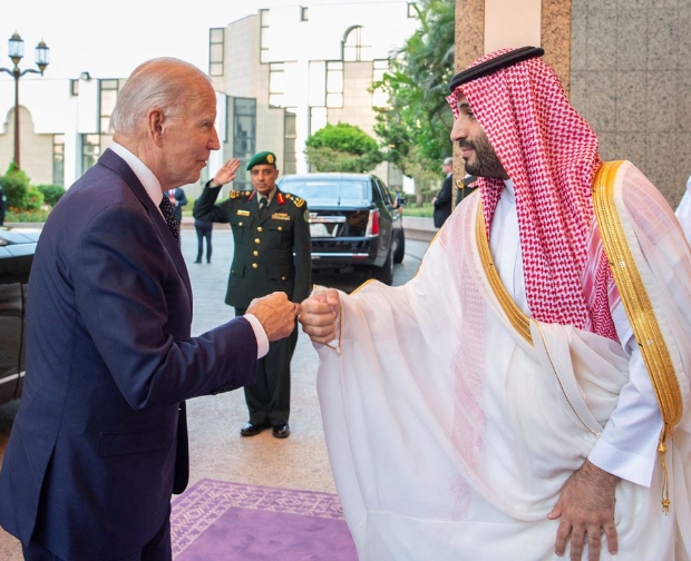 Screenshot 6 6 Altered Photo of Joe Biden and Saudi Crown Prince Disseminated on Facebook